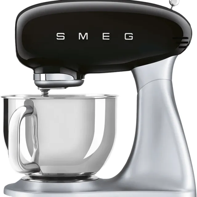 Smeg SMF04BLEU Zwart