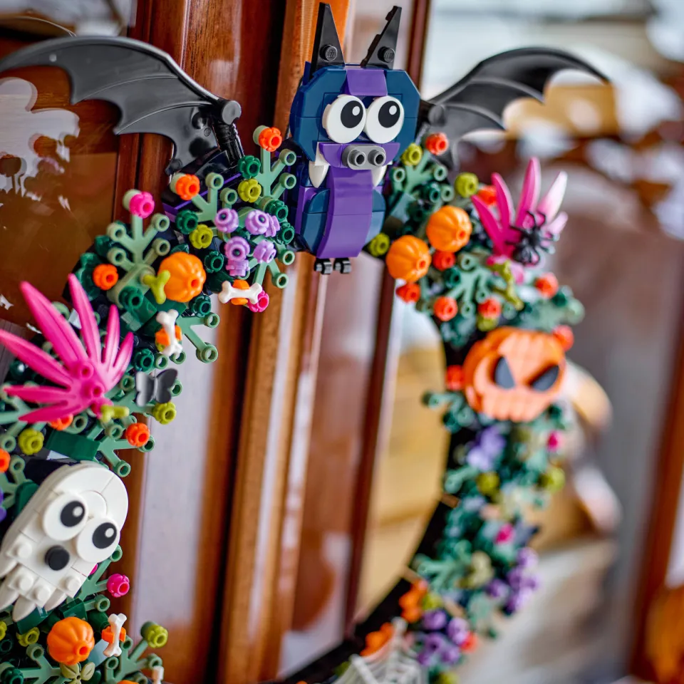 Lego Seasons and Occasions Halloweenkrans Halloween Decoratie 40825, foto 5