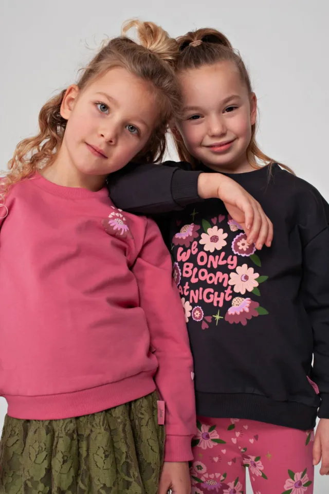 Jubel relaxed fit sweater Moon Flowers antraciet/roze
