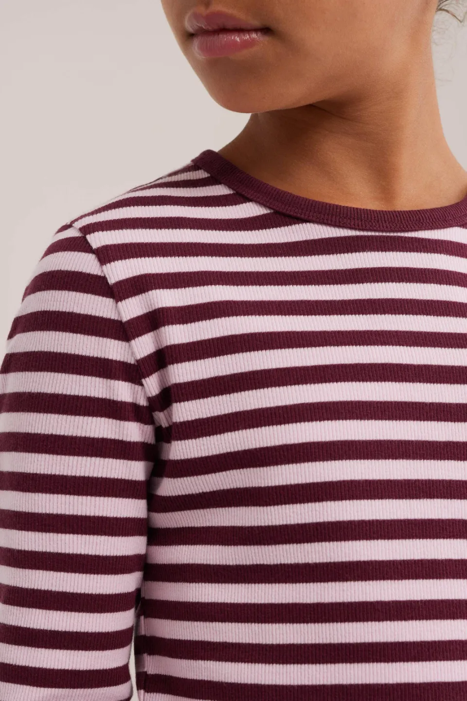 WE Fashion longsleeve gestreept bordeaux, foto 5