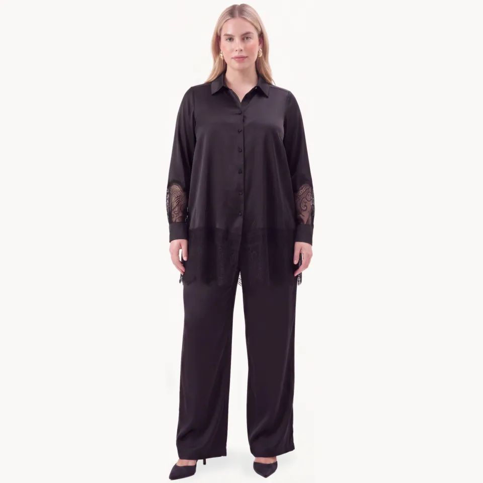 Yoek blouse A-lijn SATIN zwart