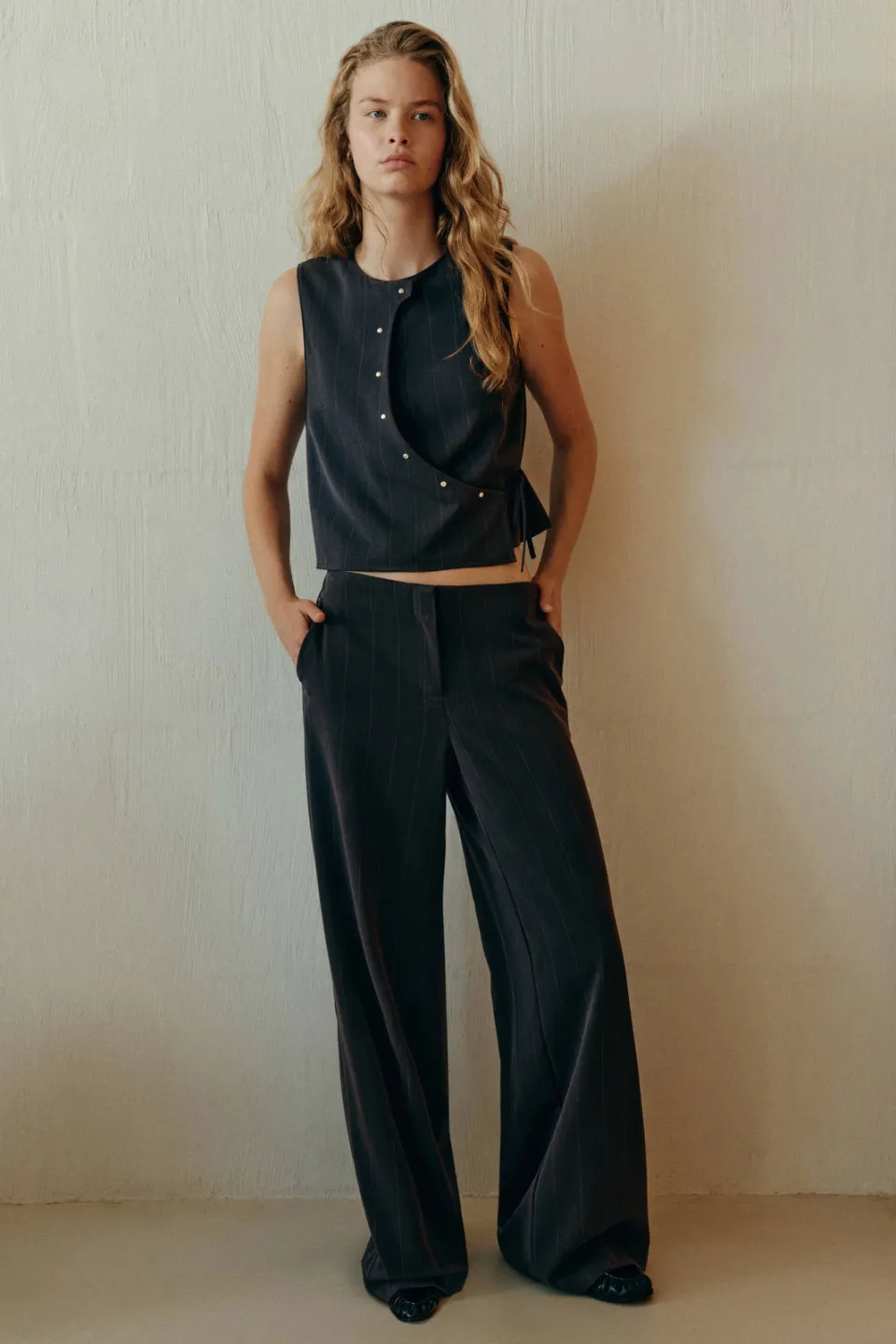 Mango wide leg pantalon met krijtstreep grijs