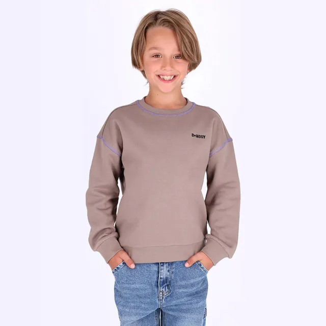 B.Nosy rechtvallende sweater met backprint - bruin