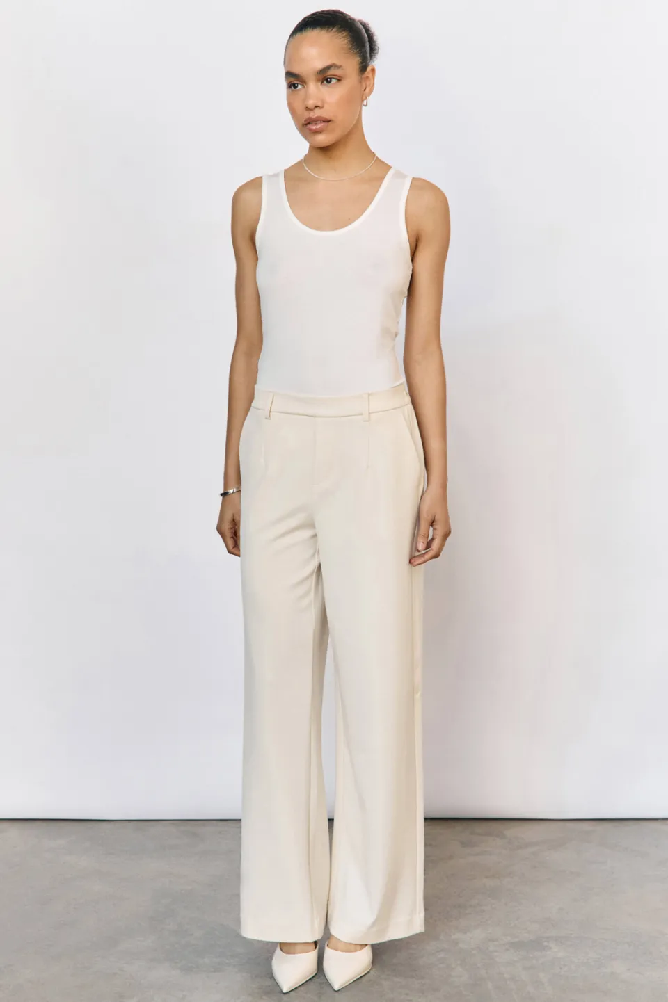 Object wide leg pantalon OBJLISA van polyester beige, foto 4