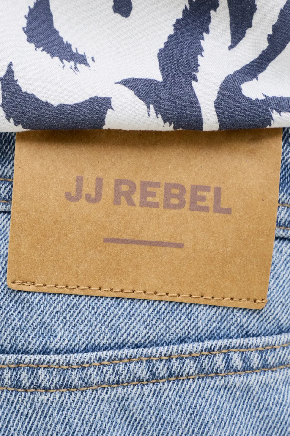 JJ Rebel JUNIOR baggy jeansshort lichtblauw blue denim, foto 6