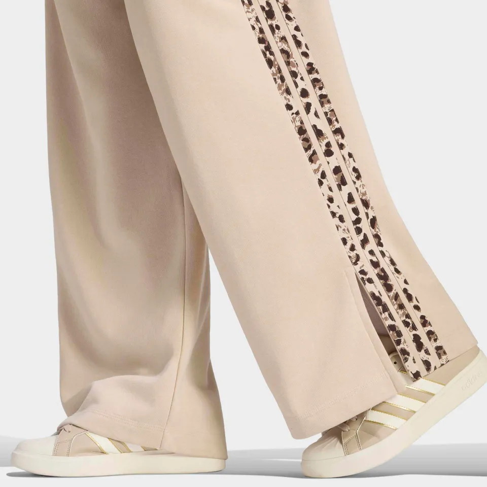 Adidas Seasonal Animal Print joggingbroek beige, foto 7
