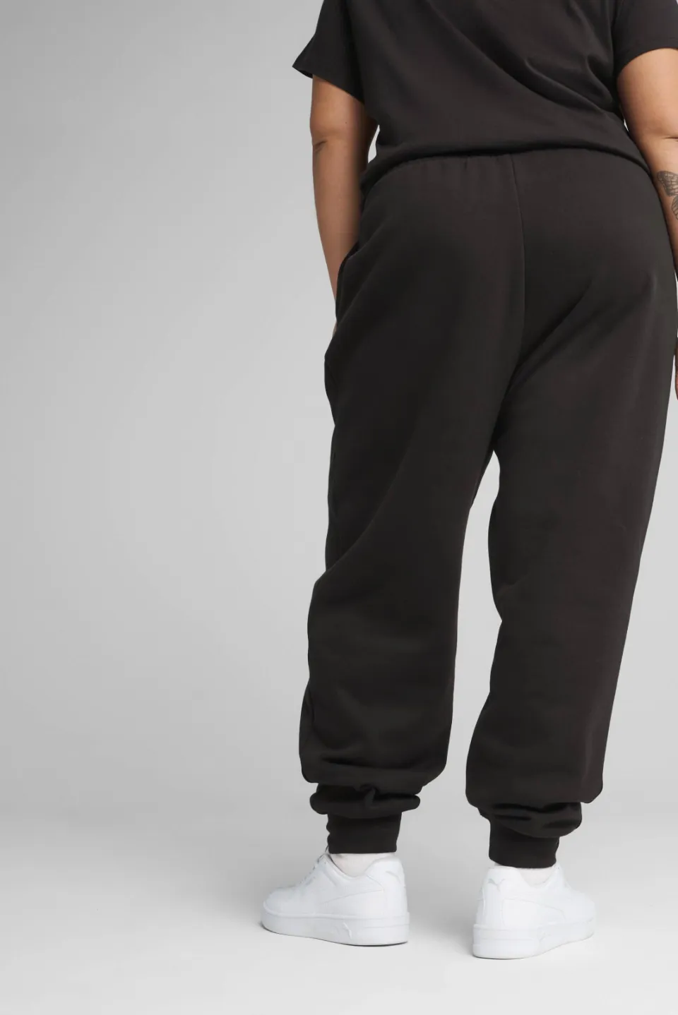Puma ESS No. 1 Logo loose fit joggingbroek zwart, foto 6