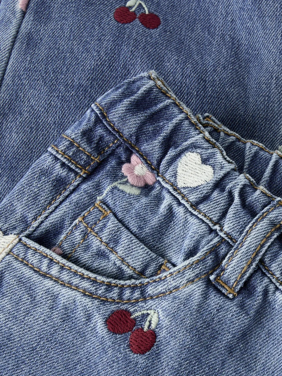 NAME IT MINI NMFBELLA regular waist barrel gebloemde jeans met borduursels - mediumblauw, foto 2
