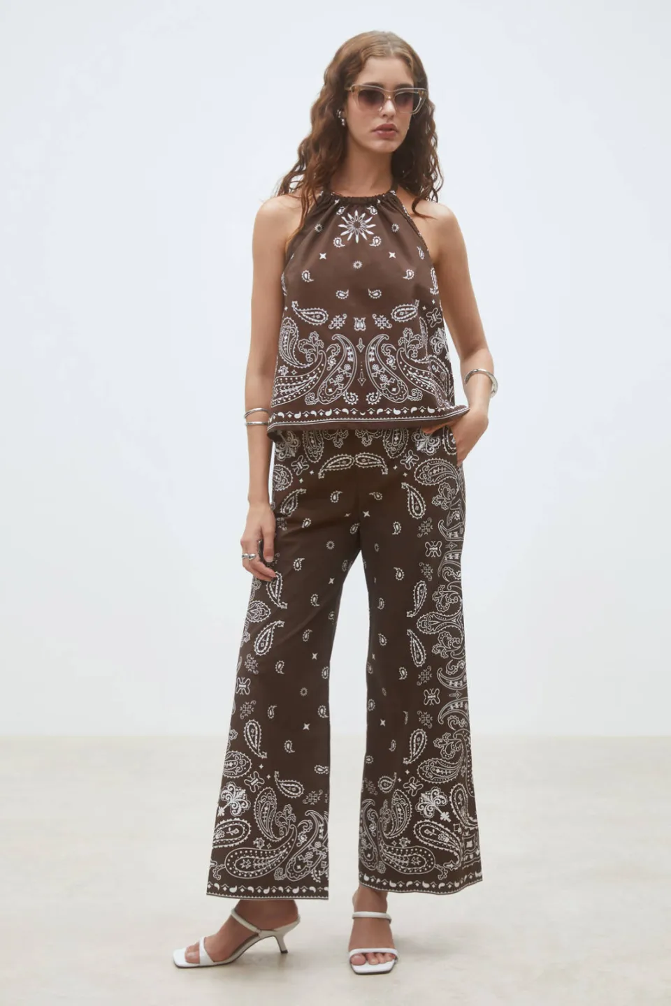 Suncoo wide leg high waist broek met paisley print bruin, foto 5