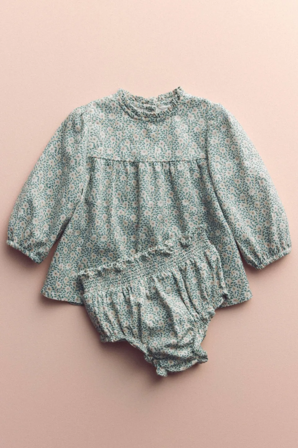 Mango Kids gebloemde set met smockwerk - groen/roze, foto 4