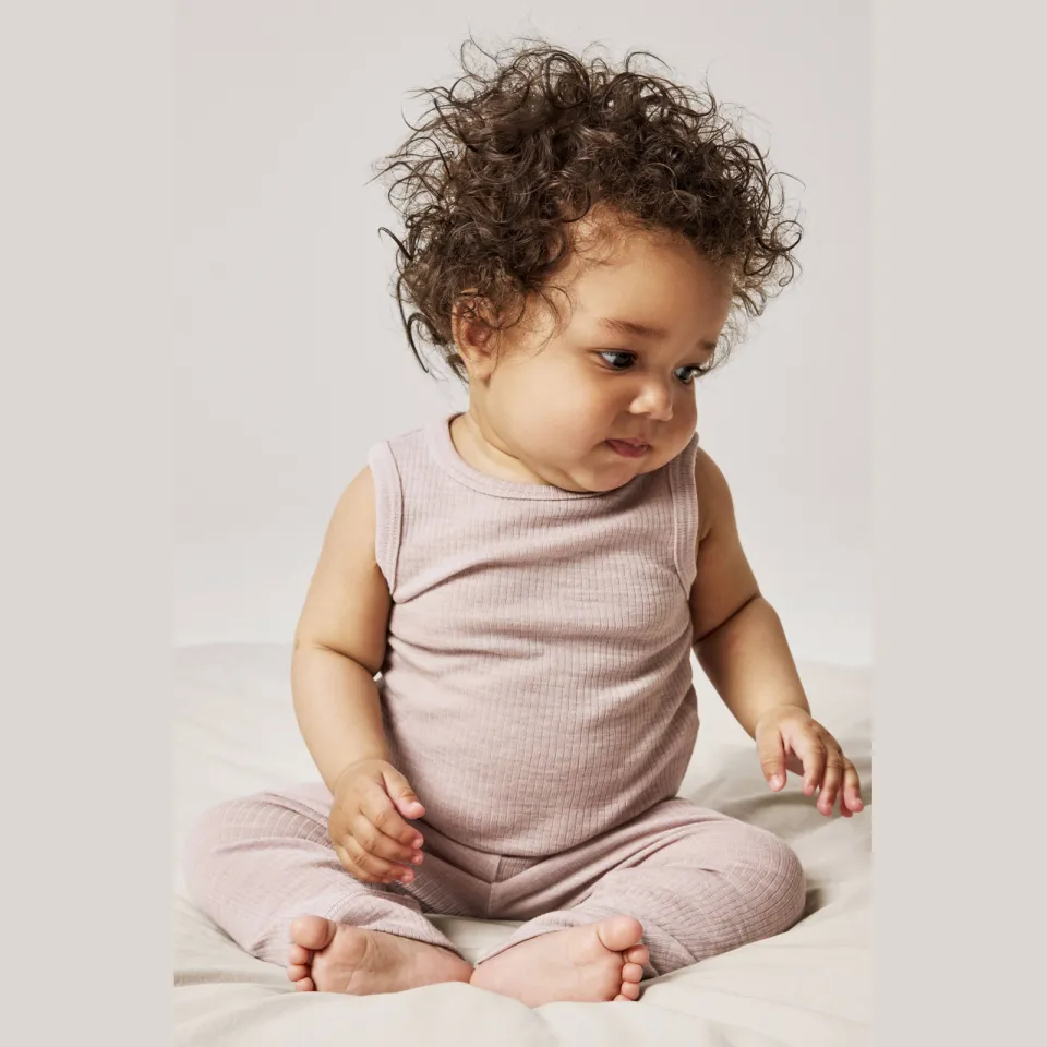 NAME IT BABY slim babybroek met wol lila