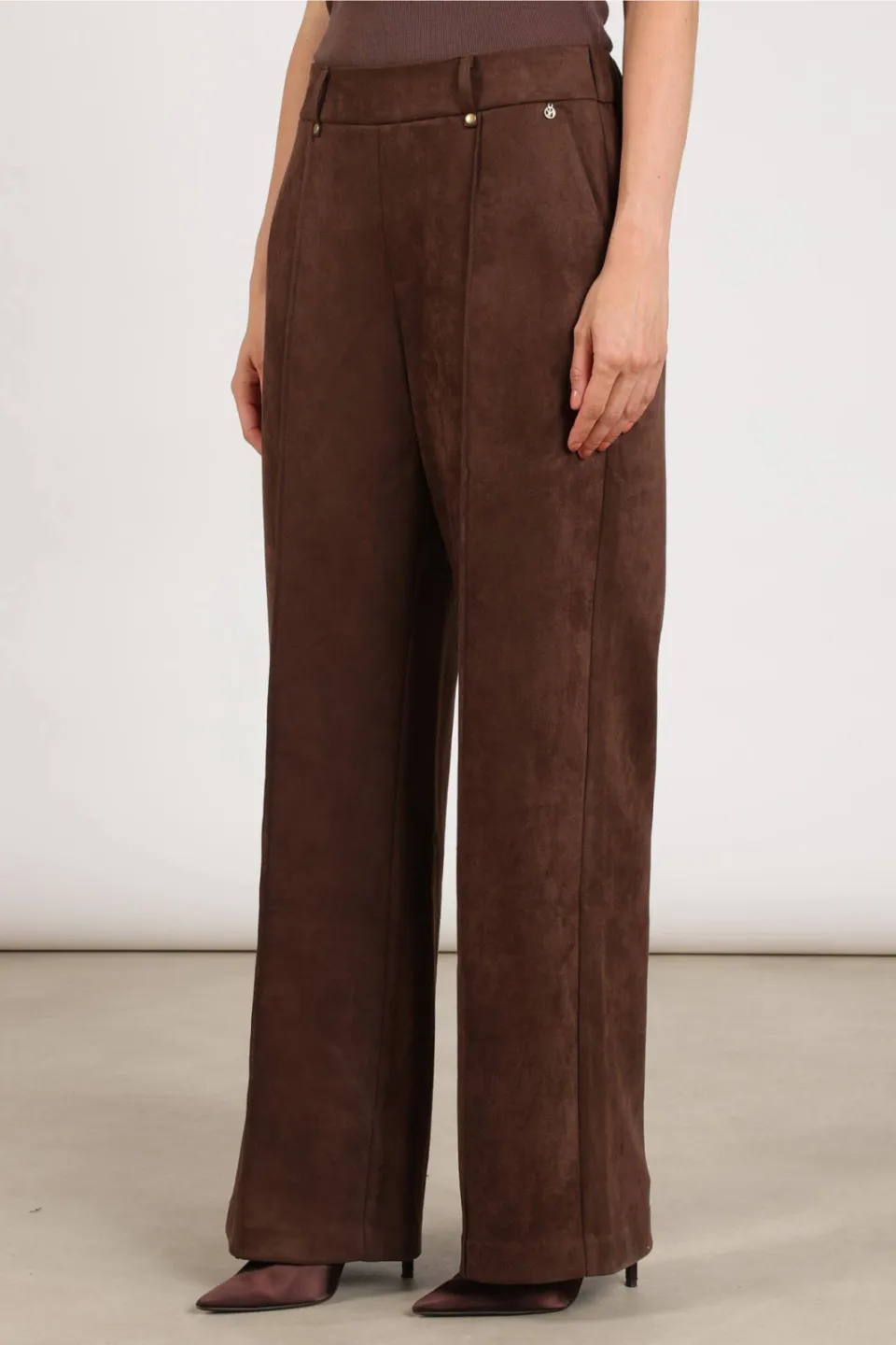 NUKUS suèdelook straight leg broek - donkerbruin, foto 6