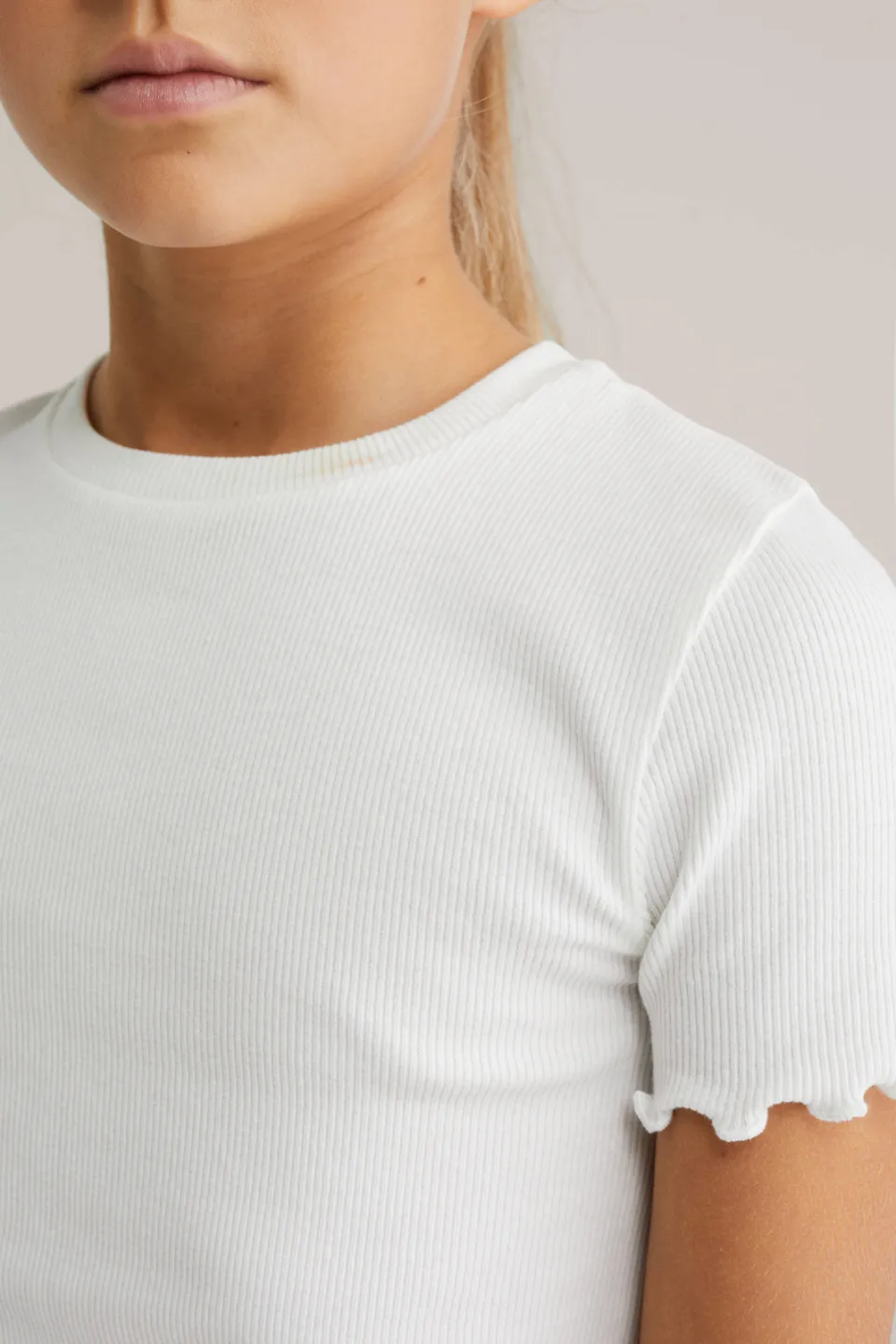 WE Fashion T-shirt met ruches ecru, foto 6
