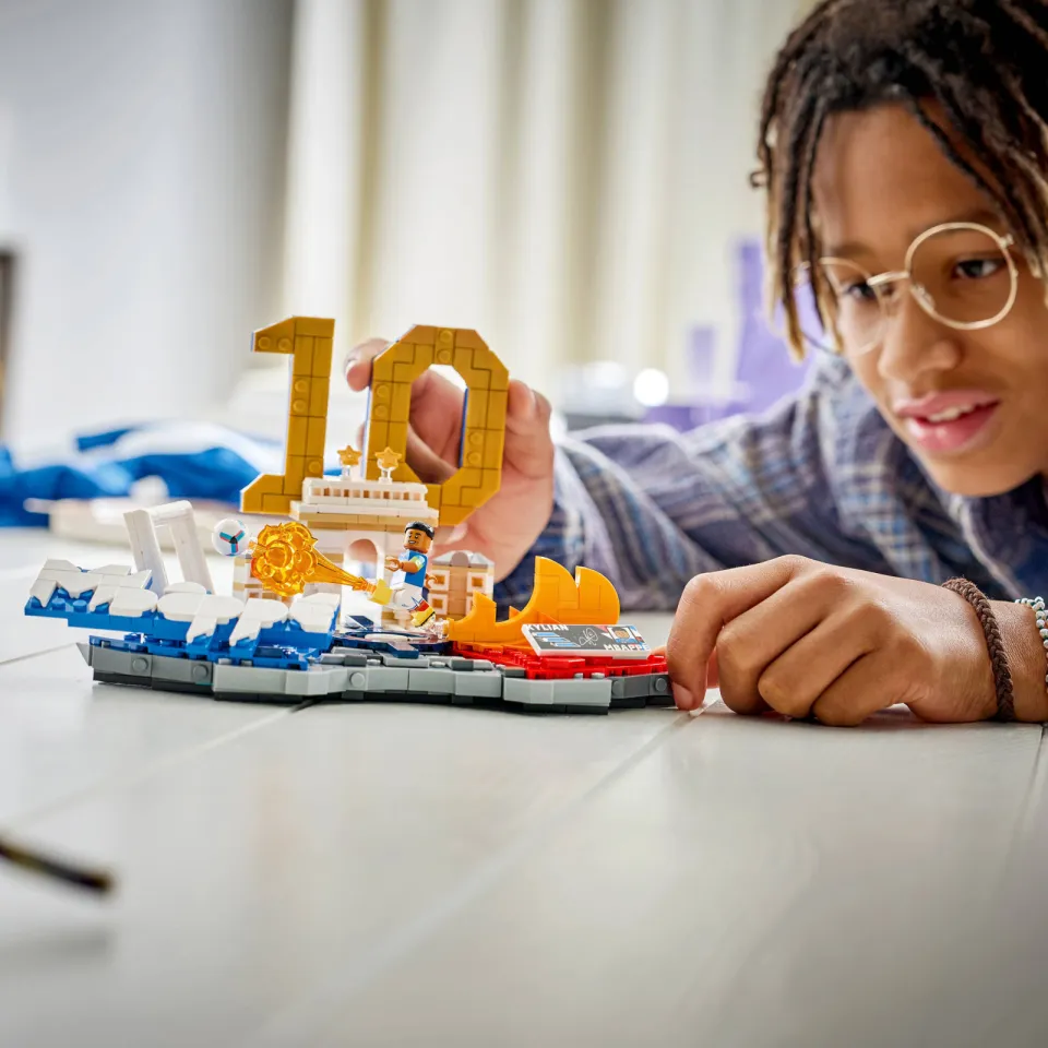 Lego Editions Sports Kylian Mbappé – Voetbalhoogtepunten Voetbal Set 43013, foto 2