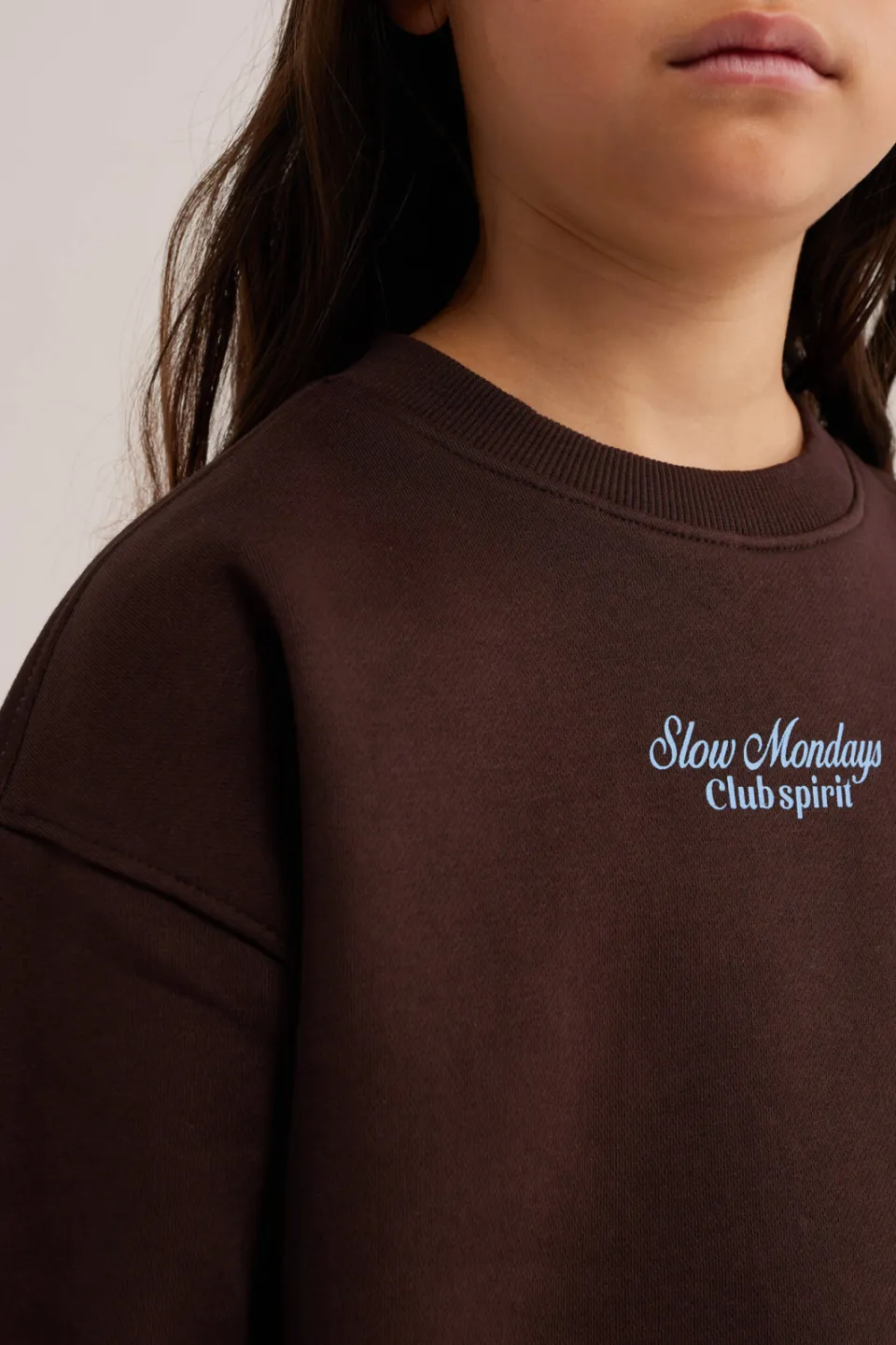 WE Fashion junior sweater met backprint - donkerbruin/lichtblauw, foto 6