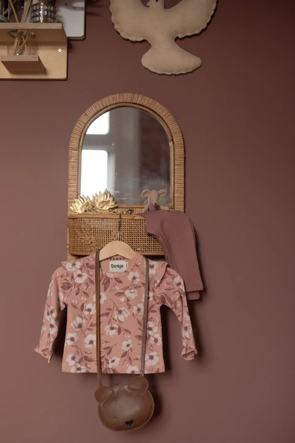Dirkje rechtvallende gebloemde longsleeve roze, foto 5