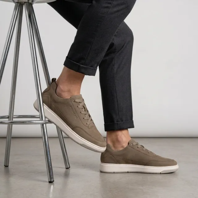 Cycleur de Luxe Kaveri lage sneakers bruin Taupe
