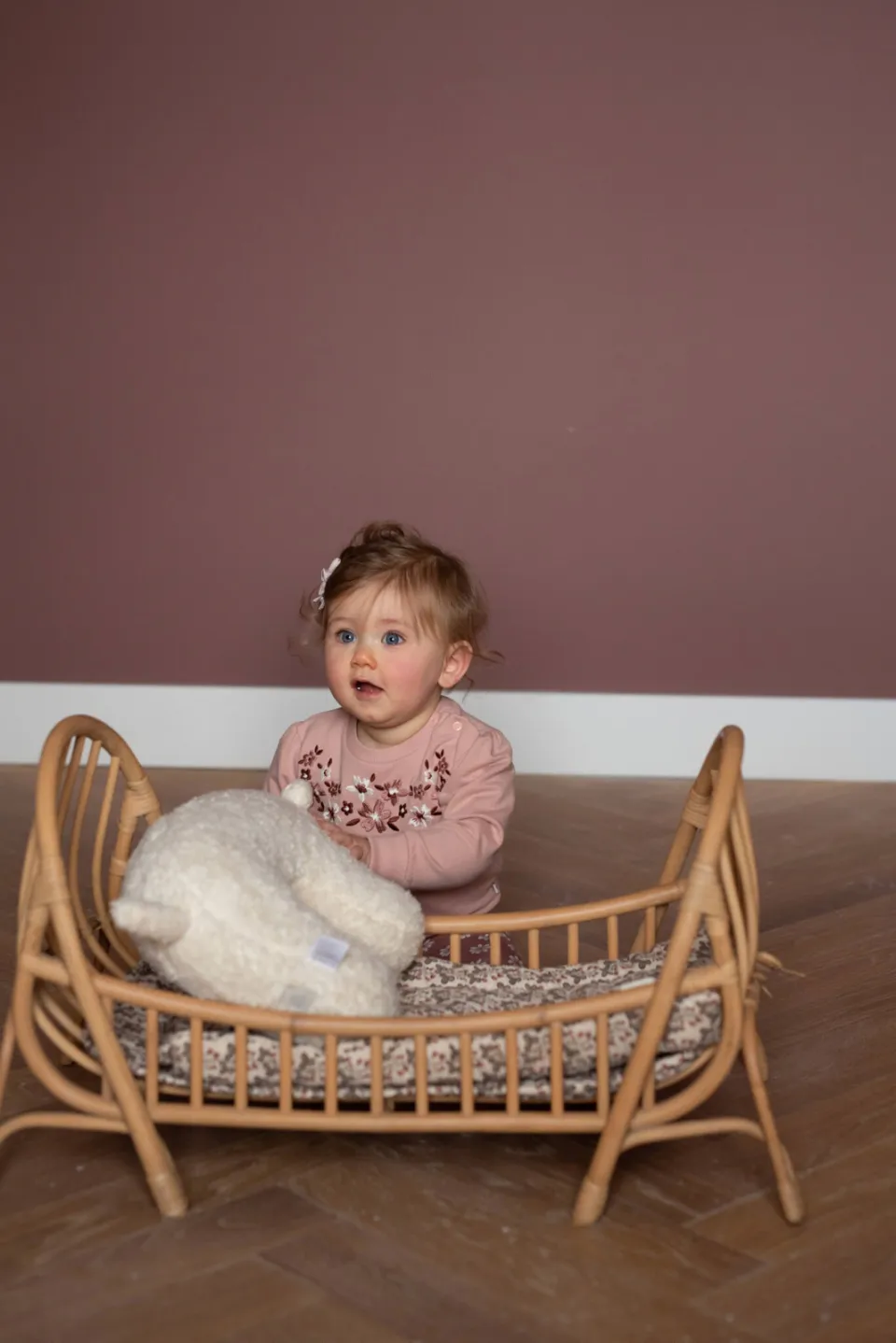 Dirkje rechtvallende sweater met borduursels en print - roze