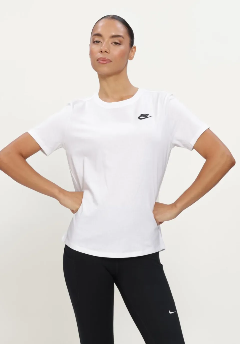 Dames Tops & T-shirts Nike Sportswear Club Essentials - Wit, foto 4