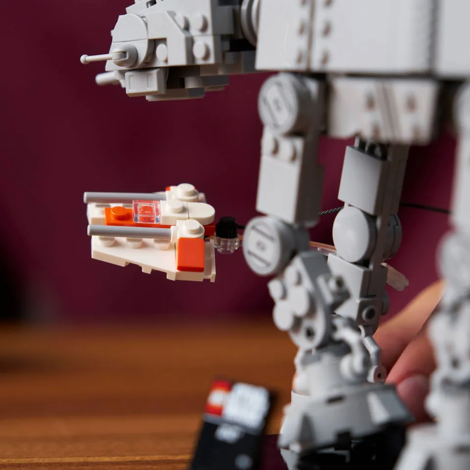 Lego Star Wars AT-AT Walker Bouwpakket voor Volwassenen 75440, foto 7