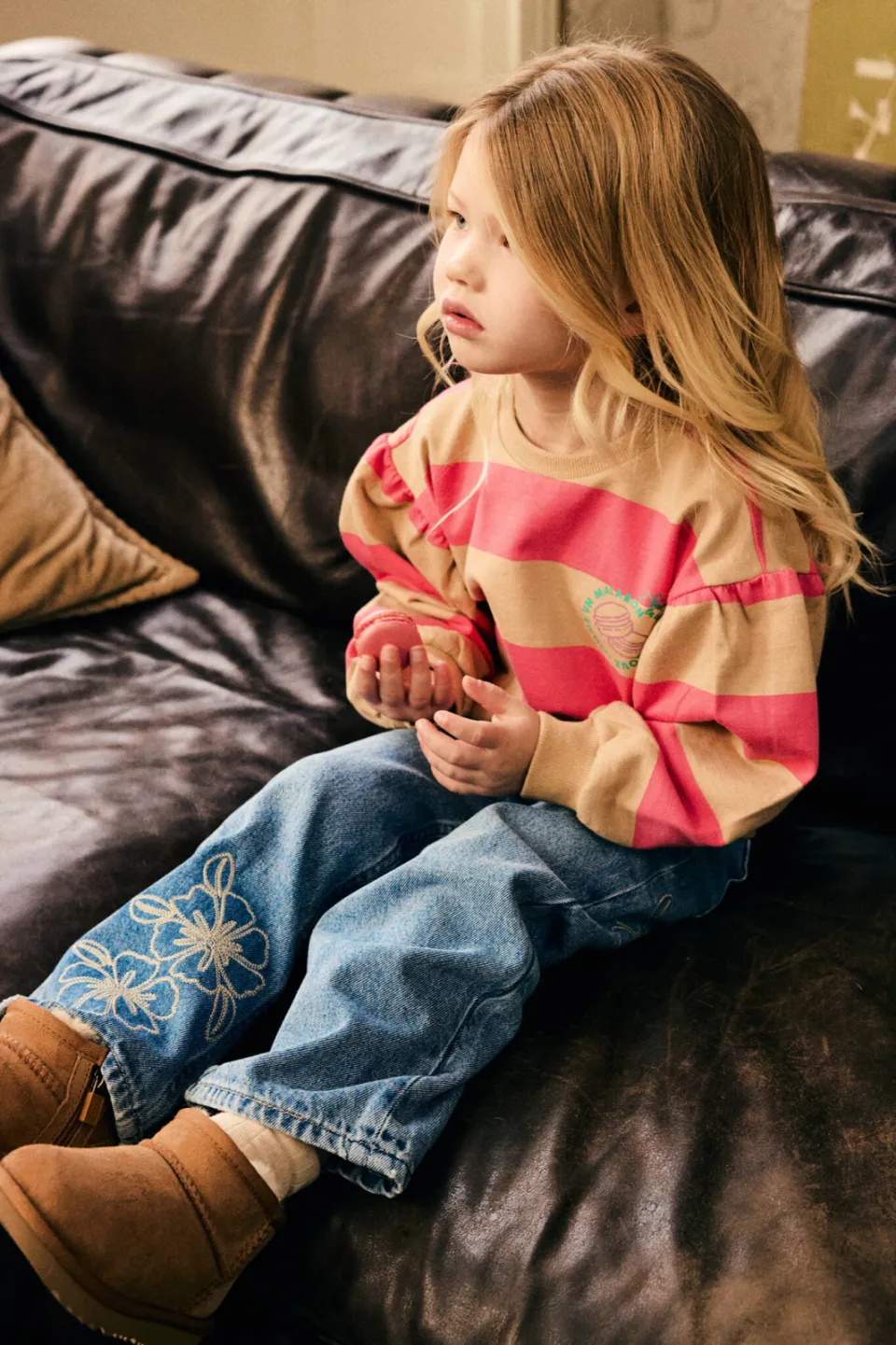 Daily7 rechtvallende gestreepte sweater met backprint - zand, foto 4