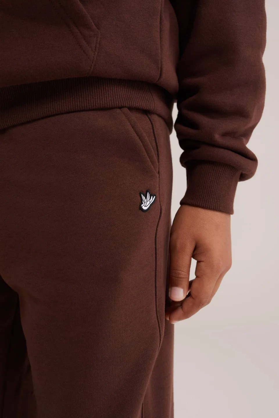 WE Fashion tapered joggingbroek bruin, foto 5