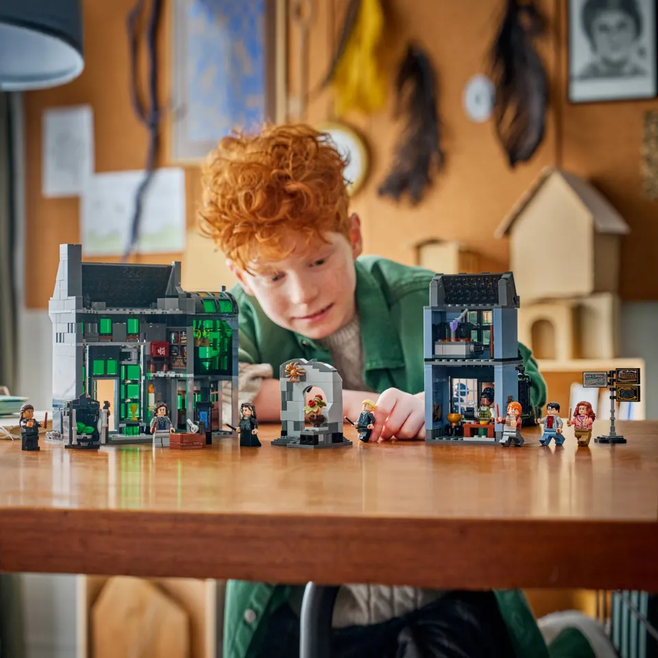 Lego Harry Potter Verdonkeremaansteeg tovenaarswinkels 76471, foto 7