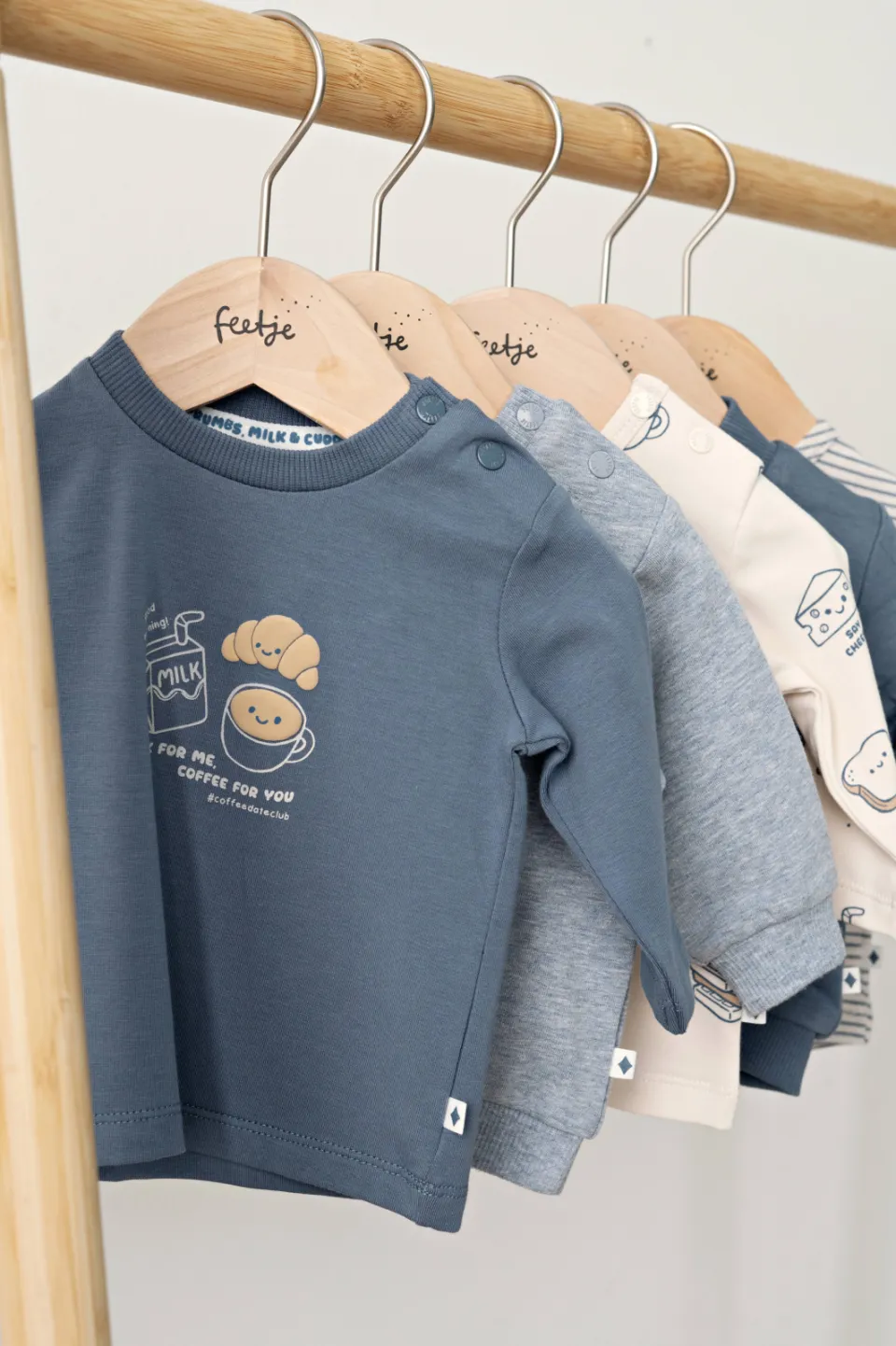 Feetje aansluitende longsleeve met print crème, foto 4