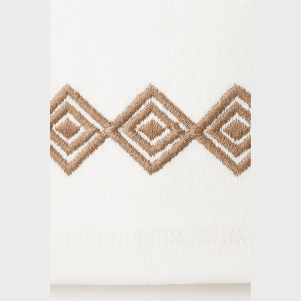 Mango cropped haltertop met borduursels wit, foto 5