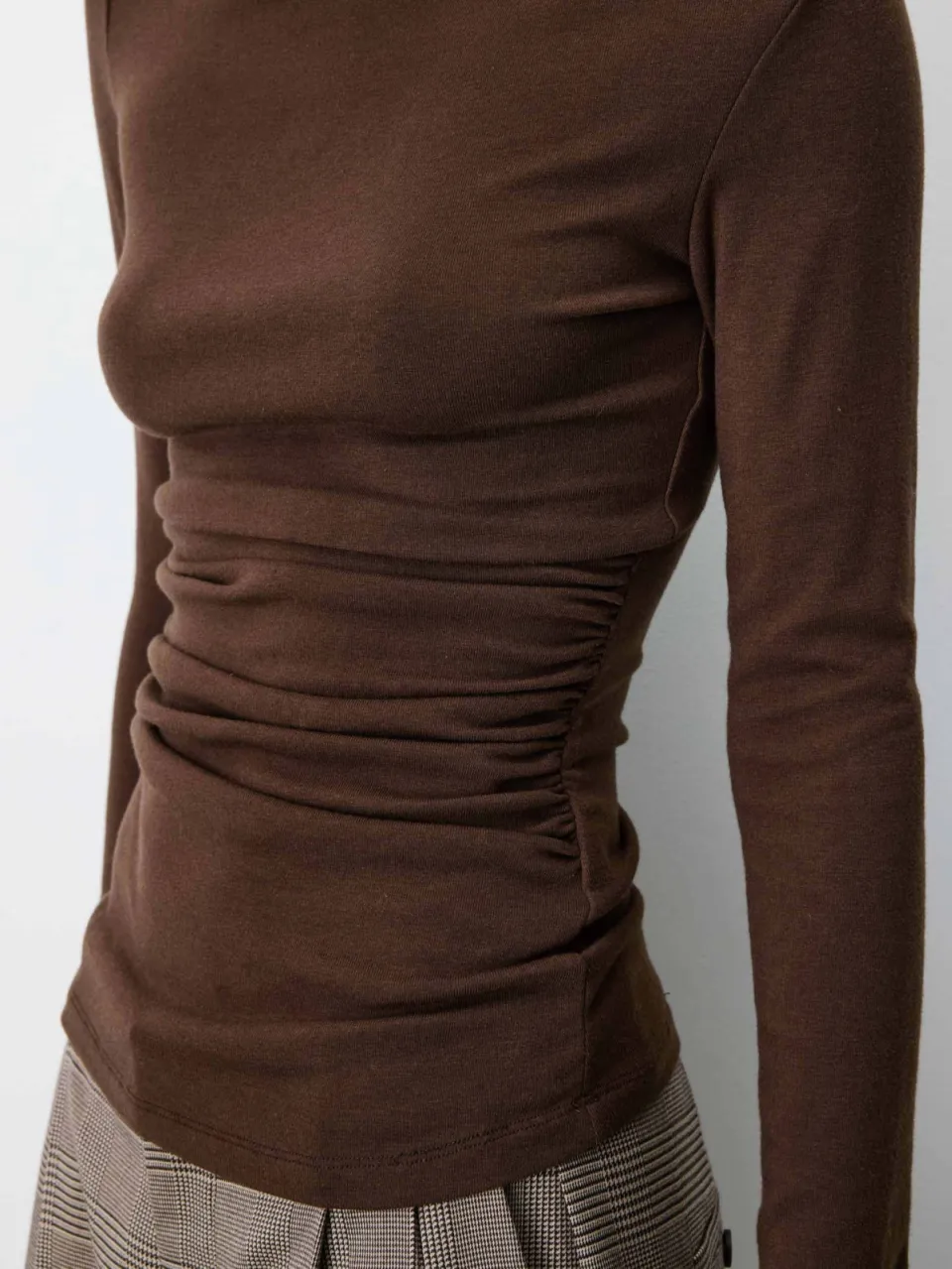 Grace & Mila asymmetrische top bruin, foto 7