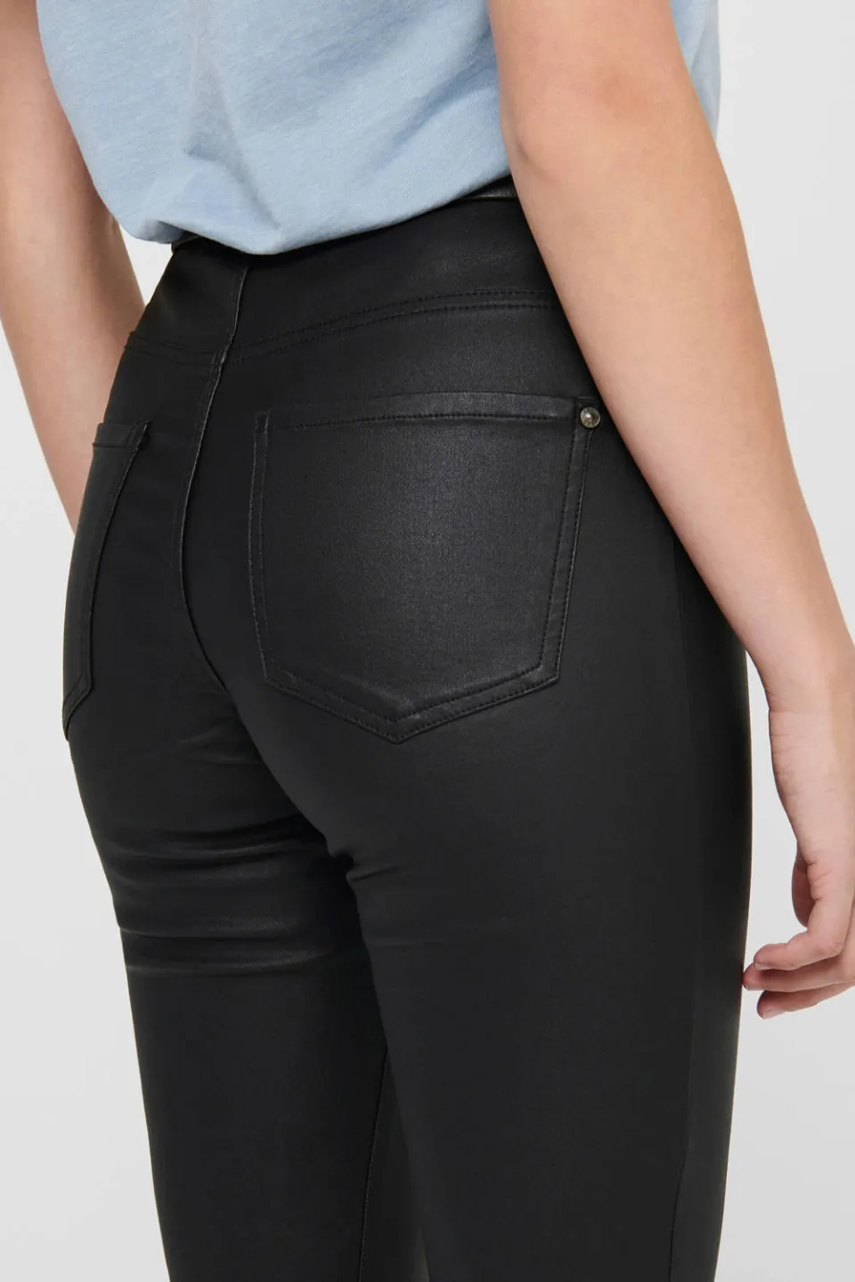 JDY JDYNEWTHUNDER coated skinny broek zwart, foto 5