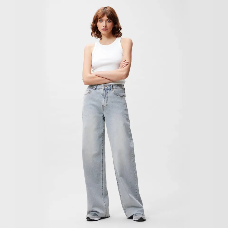 Catwalk Junkie loose jeans light blue