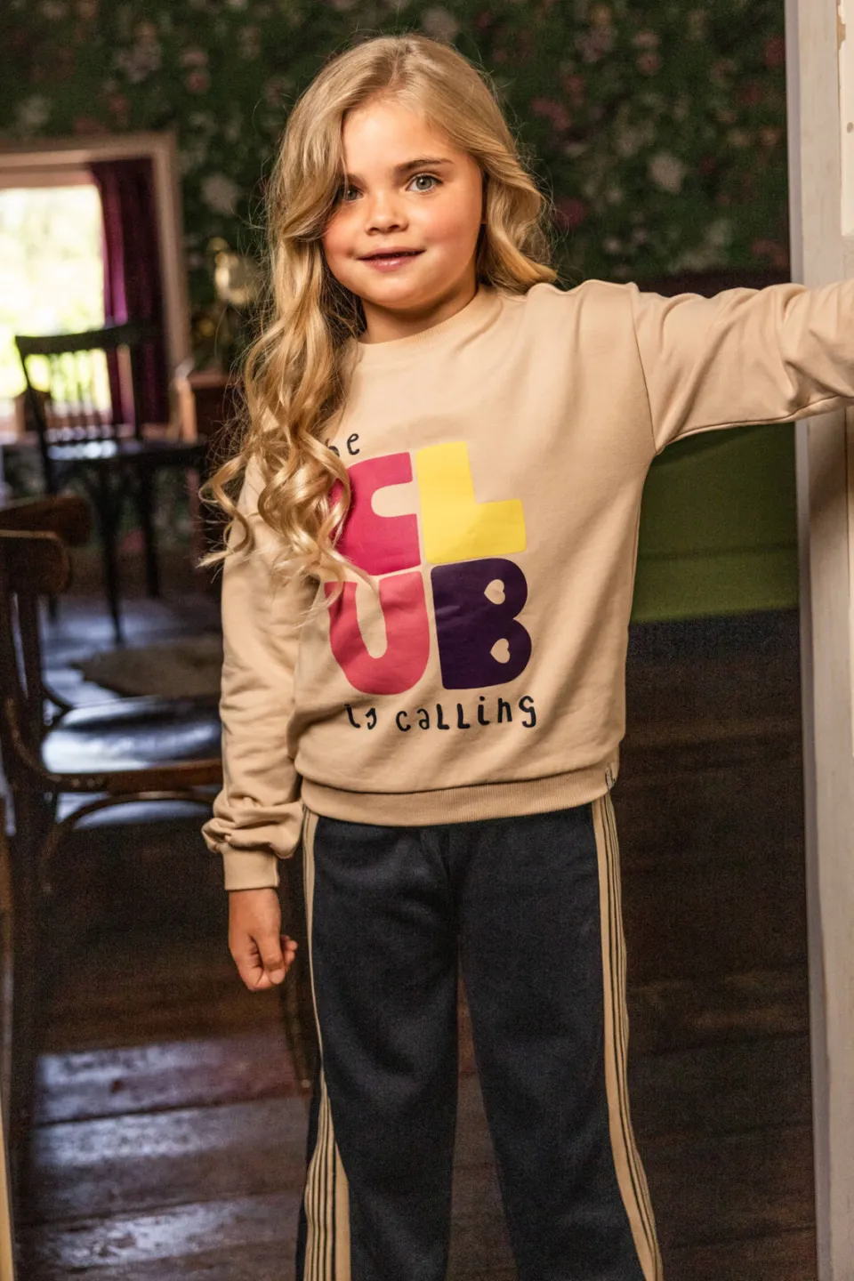 LOOXS little rechtvallende sweater met tekst - beige, foto 5