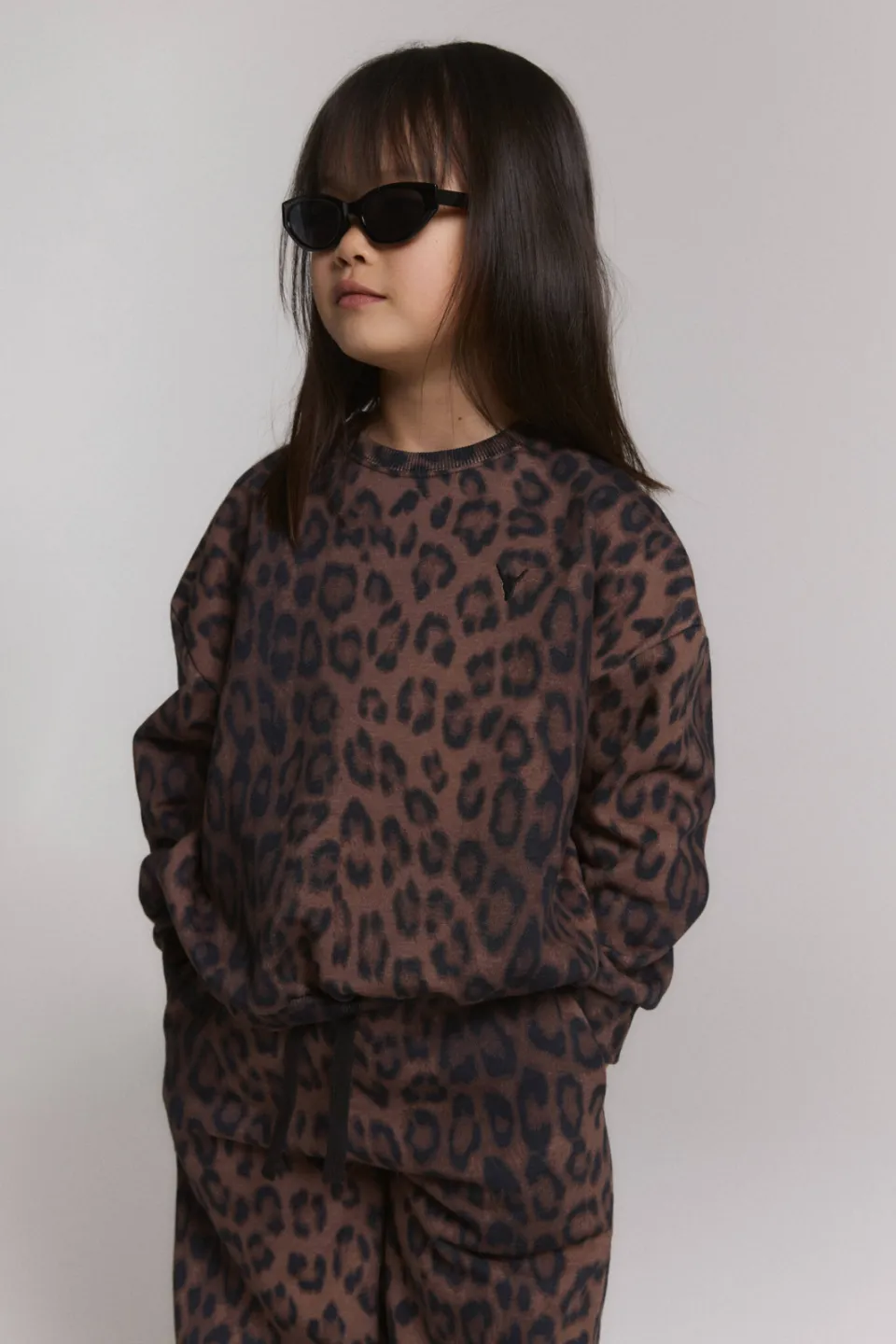 Alix The Label Alix Mini oversized sweater met panterprint - bruin, foto 4