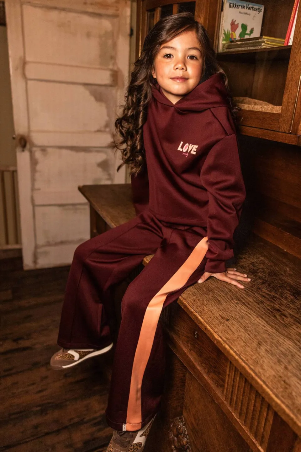 LOOXS little relaxed fit sweatpant donkerrood, foto 7